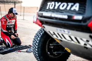 Jacky Ickx está seguro: "Alonso tiene talento para ganar el Dakar"