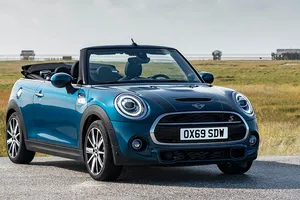 MINI Cabrio Sidewalk, más exclusividad para el pequeño descapotable