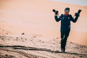 «Volando voy»: así fue la experiencia de Charly López en el Dakar