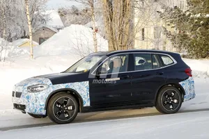 Los prototipos del BMW iX3 estrenan sus nuevas llantas aerodinámicas