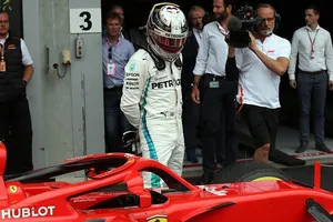 Horner, sobre Hamilton: «¿Por qué dejar al mejor equipo para pilotar con otro color?»