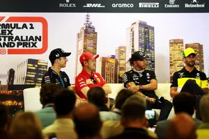 Hamilton y Räikkönen, críticos con la gestión del coronavirus: «El dinero es el rey»