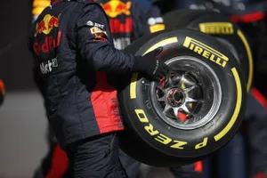 Pirelli avisa: usar neumáticos de 2019 conlleva «mayor degradación y presiones altas»