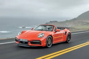 El Porsche 911 Turbo S más espectacular y agresivo con el paquete SportDesign