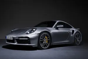 El nuevo Porsche 911 Turbo S 2021 al detalle en sus primeros vídeos