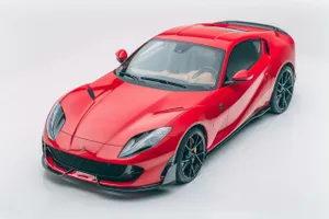 El comedido pero agresivo Ferrari 812 Superfast de Mansory