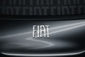 El nuevo emblema de Fiat reproduce el nombre de la firma con un diseño más moderno
