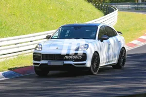 El Porsche Cayenne Coupé GT/GTS a fondo en Nürburgring ahora en vídeo