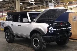 Ford: "El nuevo Bronco será muy superior al Jeep Wrangler"