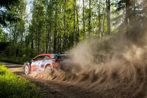 Ott Tänak vuelve a la acción con el Hyundai i20 WRC Coupé en el Viru Rally