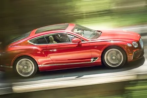 Bentley mejora el equipamiento de los Continental GT y Flying Spur para 2021