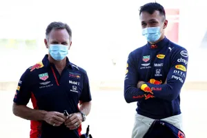 Horner no entiende las críticas hacia Albon: «Su ritmo era comparable al de Max»