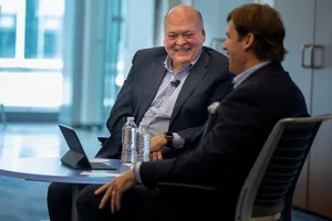 Jim Farley toma el testigo de Jim Hackett como nuevo CEO y Presidente de Ford