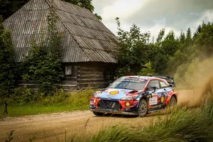 Ott Tänak supera a Kalle Rovanperä y gana el Rally South Estonia