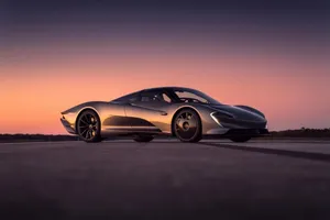 McLaren mira al futuro: ofrecerá deportivos puramente eléctricos a partir de 2035