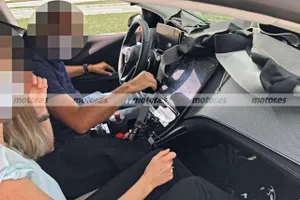 Al descubierto el interior del Mercedes EQS 2021 en unas nuevas fotos espía