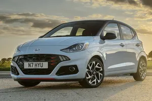 El nuevo Hyundai i10 N Line ya tiene precio: repasamos su equipamiento y mecánica