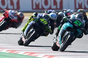 Valentino Rossi y Franco Morbidelli correrán para SRT Yamaha en 2021