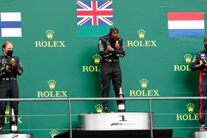 A Verstappen no le encaja el discurso de Mercedes: «En el fondo quieren aplastarnos»