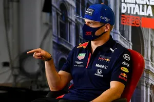 Verstappen renuncia al Mundial: «El Red Bull no es suficientemente bueno»