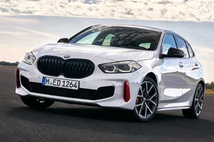 BMW 128ti, una variante deportiva con 265 CV para atacar al Volkswagen Golf GTI