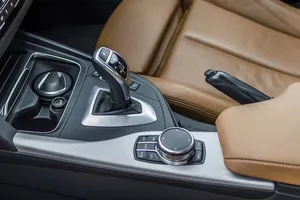 Tengo un coche automático y no acelera, ¿qué ocurre?