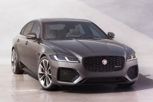 Jaguar cambia de estrategia para elevar las ventas de las gamas XE y XF