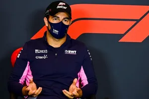 Pérez se impacienta con Red Bull: «No puedo esperar mucho más»