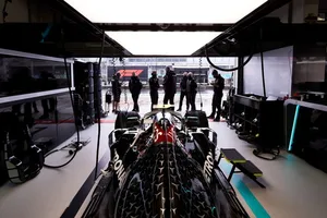 El W11, ‘abandonado’ hace «mucho tiempo»; Mercedes ya se centra en 2021