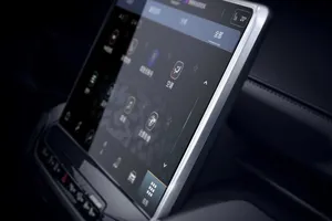 Jeep desvela el tecnológico salpicadero del futuro Compass 2022