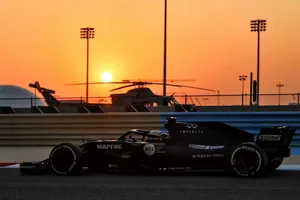 Los test de Fernando Alonso con Renault en Bahréin y Abu Dhabi, en vídeo