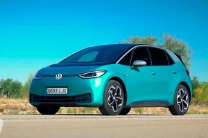 Holanda - Octubre 2020: El nuevo Volkswagen ID.3 obtiene la victoria