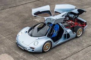 Pieza única: el prototipo original del Isdera Commendatore 112i a subasta