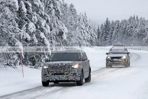 El nuevo Land Rover Range Rover 2022, cazado en las pruebas de invierno