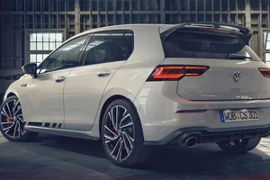 Precio del nuevo Volkswagen Golf GTI Clubsport 2021 con 300 CV y tracción delantera