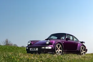 El RUF RCT vuelve al mercado en la forma de un musculoso Porsche 964 de carbono