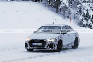 Los prototipos del nuevo Audi RS 3 Sedán 2021 afrontan sus últimas pruebas de invierno