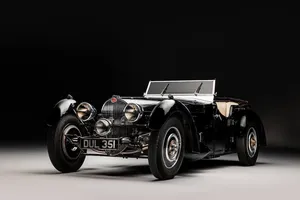 Uno de los valiosos Bugatti Type 57S aparece a subasta tras 50 años desaparecido