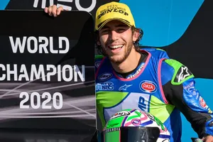 El italiano Enea Bastianini resta presión a su debut en MotoGP