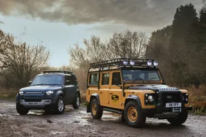 Land Rover Defender Works V8 Trophy, una edición exclusiva para la aventura