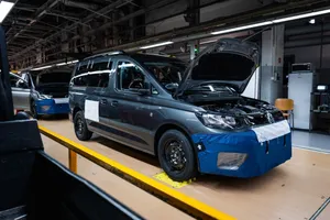 El nuevo Volkswagen Caddy Maxi 2021 arranca su producción en Poznań