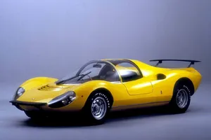 Los raros y veteranos Ferrari amarillos: el Ferrari Dino 206 Competizione Prototipo