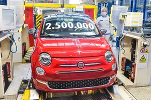 La producción del FIAT 500 en Polonia alcanza los 2.5 millones de unidades