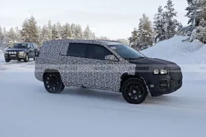 Los prototipos del futuro Jeep Compass de 7 plazas se enfrentan a la nieve