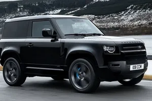 Bowler se encargará del desarrollo de un Land Rover Defender SV más radical