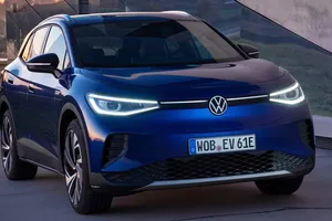 El nuevo Volkswagen ID.4 estrena versiones y rebaja su precio rozando los 35.000 €