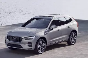 Mínimos cambios para el Volvo XC60 Facelift 2021, que aumenta su presencia