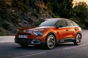 La gama del nuevo Citroën C4 2021 se completa con motores más básicos