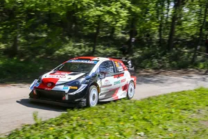 Elfyn Evans lidera el shakedown del Rally de Croacia con el Toyota Yaris