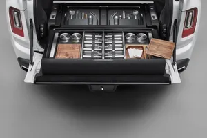 El Rolls-Royce Cullinan presenta un nuevo equipamiento para sibaritas